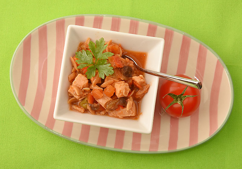 Gemüsesalat mit Hähnchen